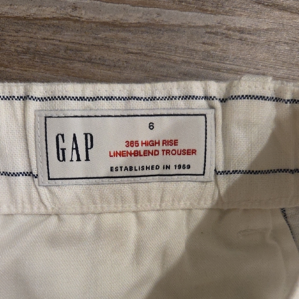 GAP Women's Cream and Black Striped Pantsuit - Picture 3 of 5